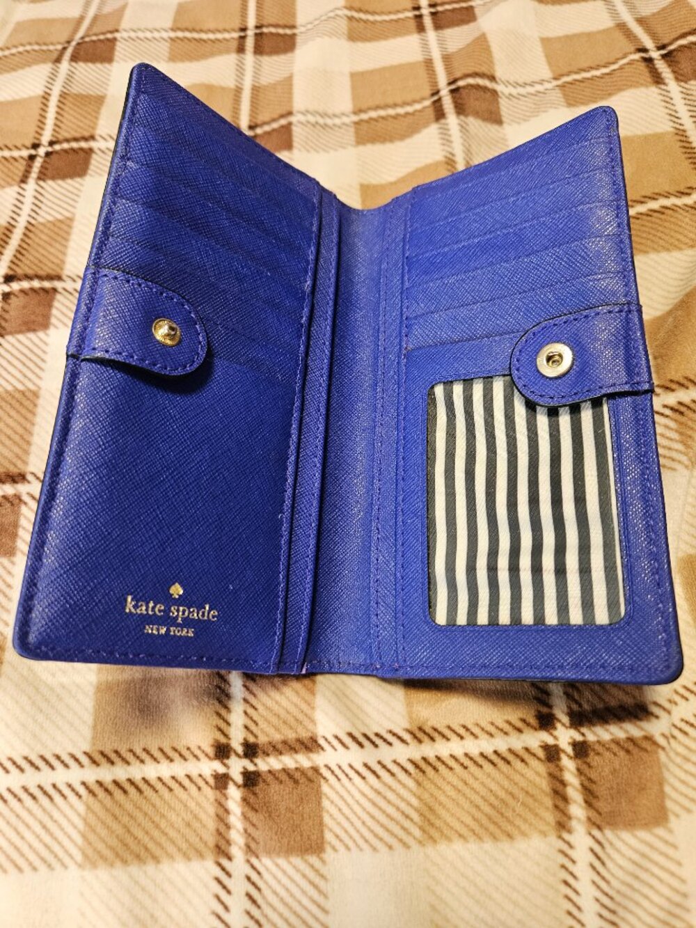 Kate Spade Wallet - Picture 2 of 5